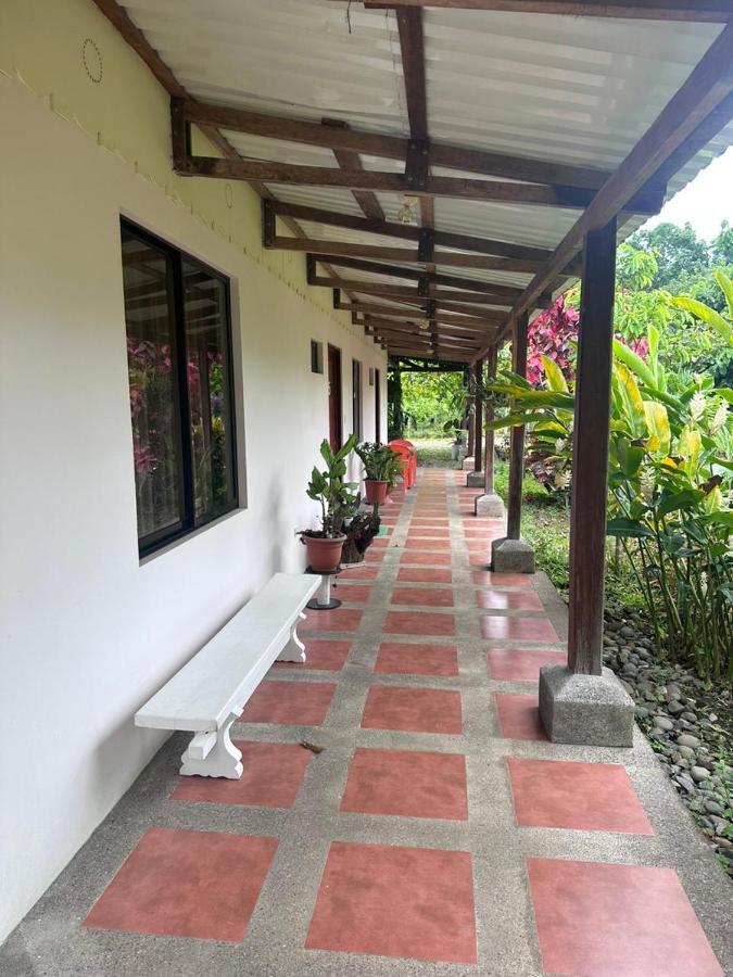 River Side Lodge Horquetas Екстериор снимка